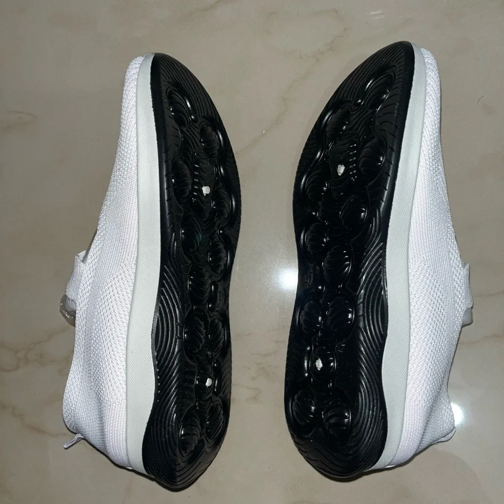 Women's Breathable Mesh Flats - Picture 3 of 5